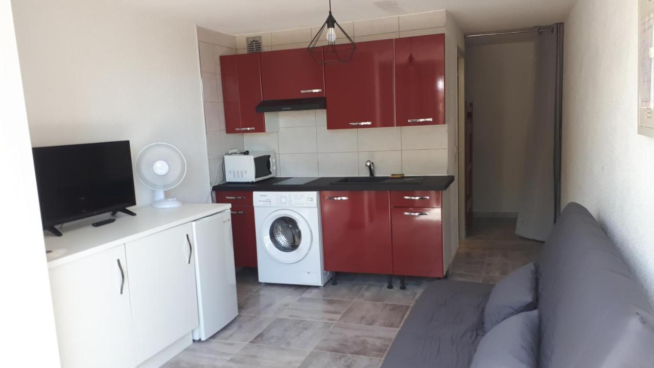 Studio Cabine Avec Jardinet A 30 M De La Plage, Au Calme. Gruissan Zewnętrze zdjęcie